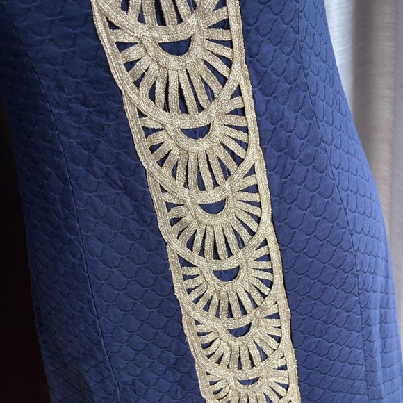 Lilly Pulitzer Tana Shift Dress True Navy and Gold size 0 - Picture 4 of 8